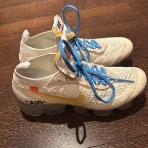 Nike | Shoes | Nike Tan Sneakers With Blue Accents | Poshmark display picture 3
